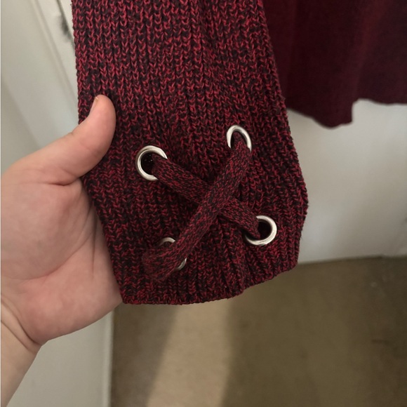 Style & Co Woman Burgundy Lace-Up Knit Sweater – Size 3X - Picture 4 of 6